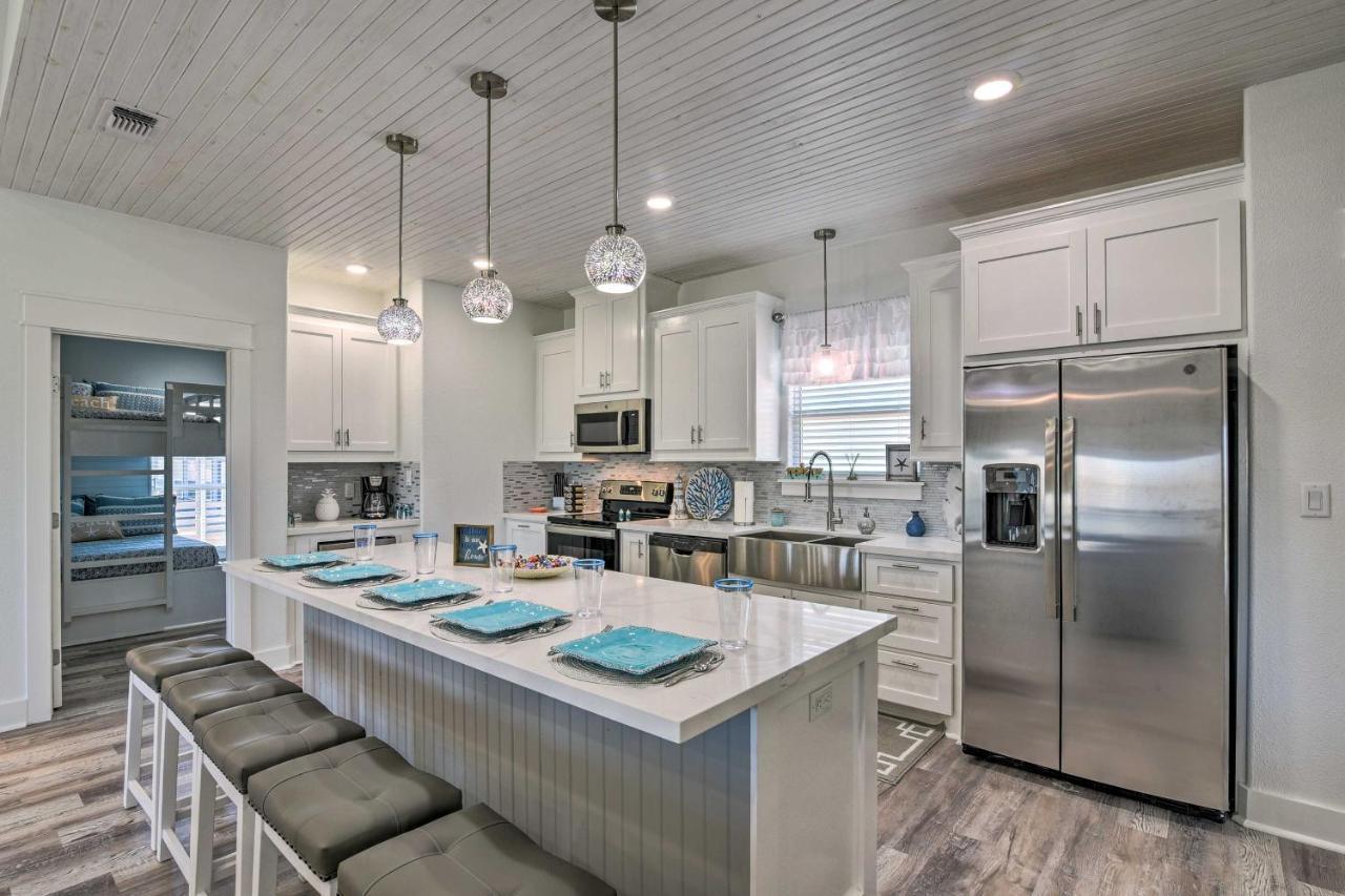 Bolivar Peninsula Beach House, Steps To Coast المظهر الخارجي الصورة